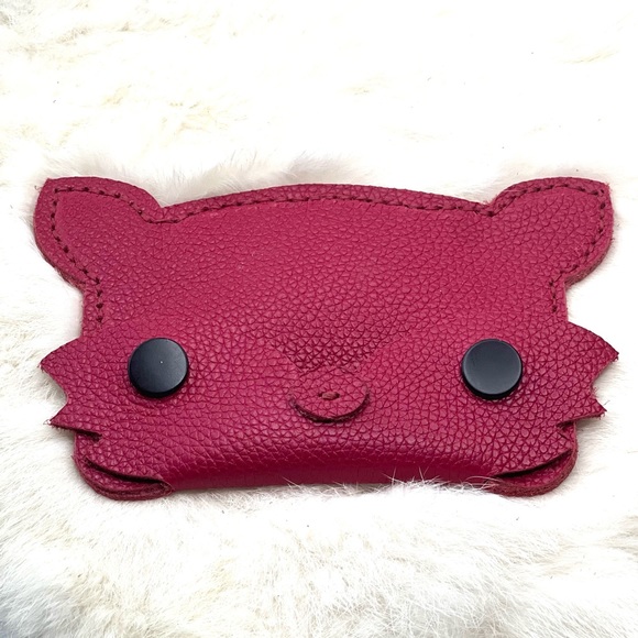 Handmade Leather Fuchsia Fox Wallet - Picture 1 of 5